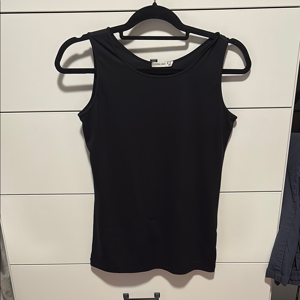 Donna Gray Tank Classic Black Sleeveless Top
